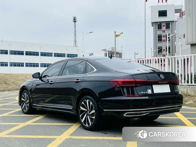 Volkswagen Passat id 4278644 из Китая 8