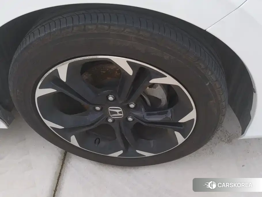 Honda Civic id 4659757 из Китая 14