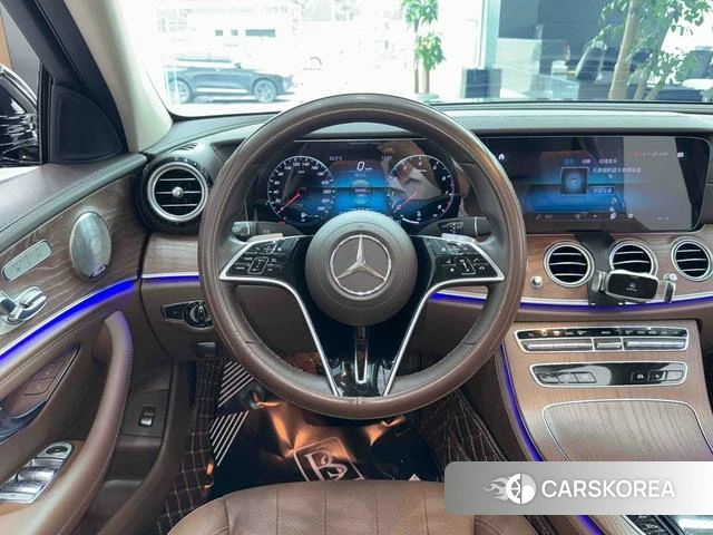 Mercedes-Benz E-class id 4333409 из Китая 11
