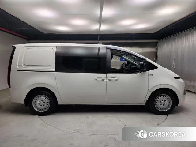 Hyundai Staria id 3237870 из Кореи 17