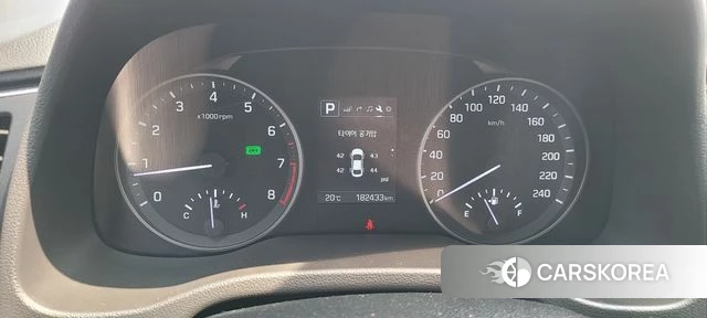 Hyundai Avante AD id 3854016 из Кореи 13