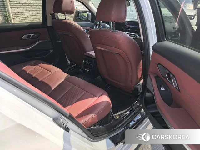 BMW 3 series id 4348241 из Китая 8
