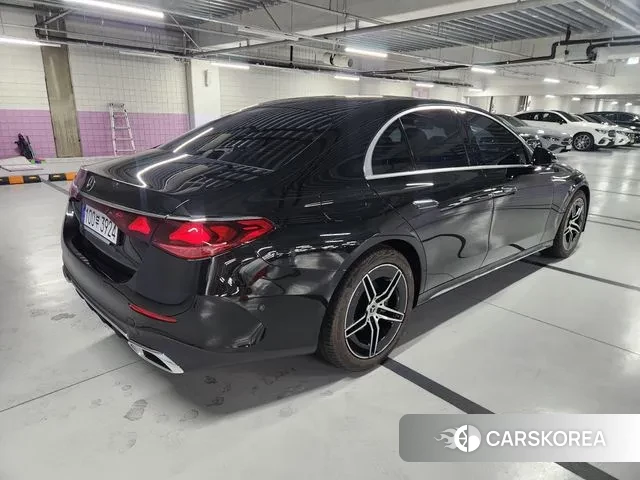 Mercedes-Benz E-Class W214 id 3757743 из Кореи 18