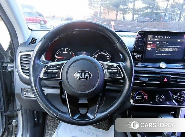 Kia Seltos id 4304632 из Кореи 17