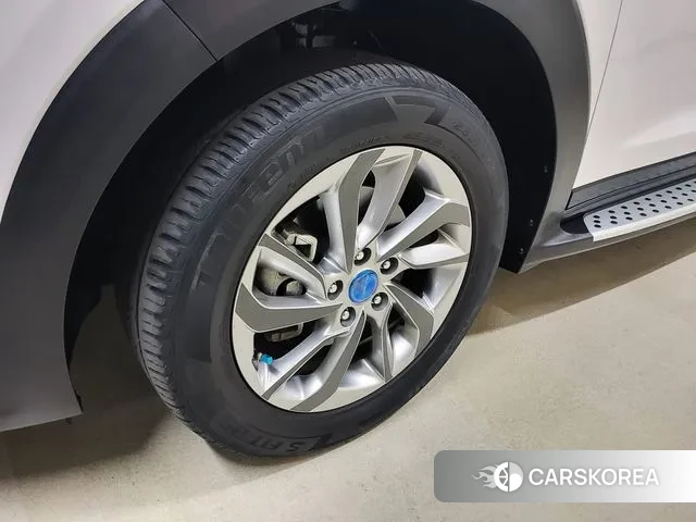 Hyundai All New Tucson id 3641675 из Кореи 16