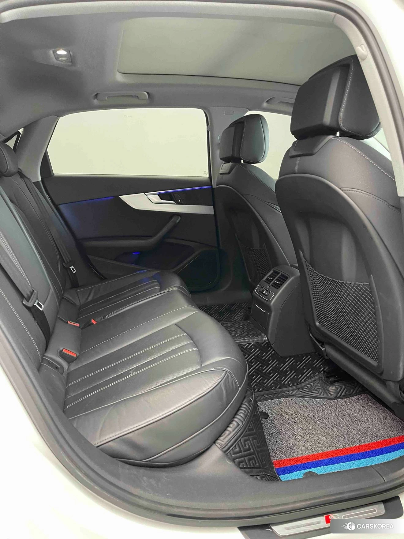 Audi A4L id 4498696 из Китая 20