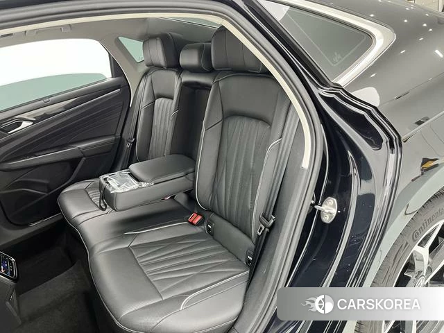 Volkswagen Passat id 4259495 из Китая 26