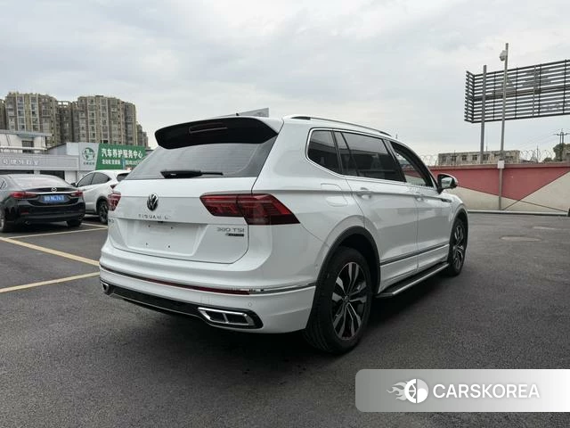 Volkswagen Tiguan L id 4260065 из Китая 16
