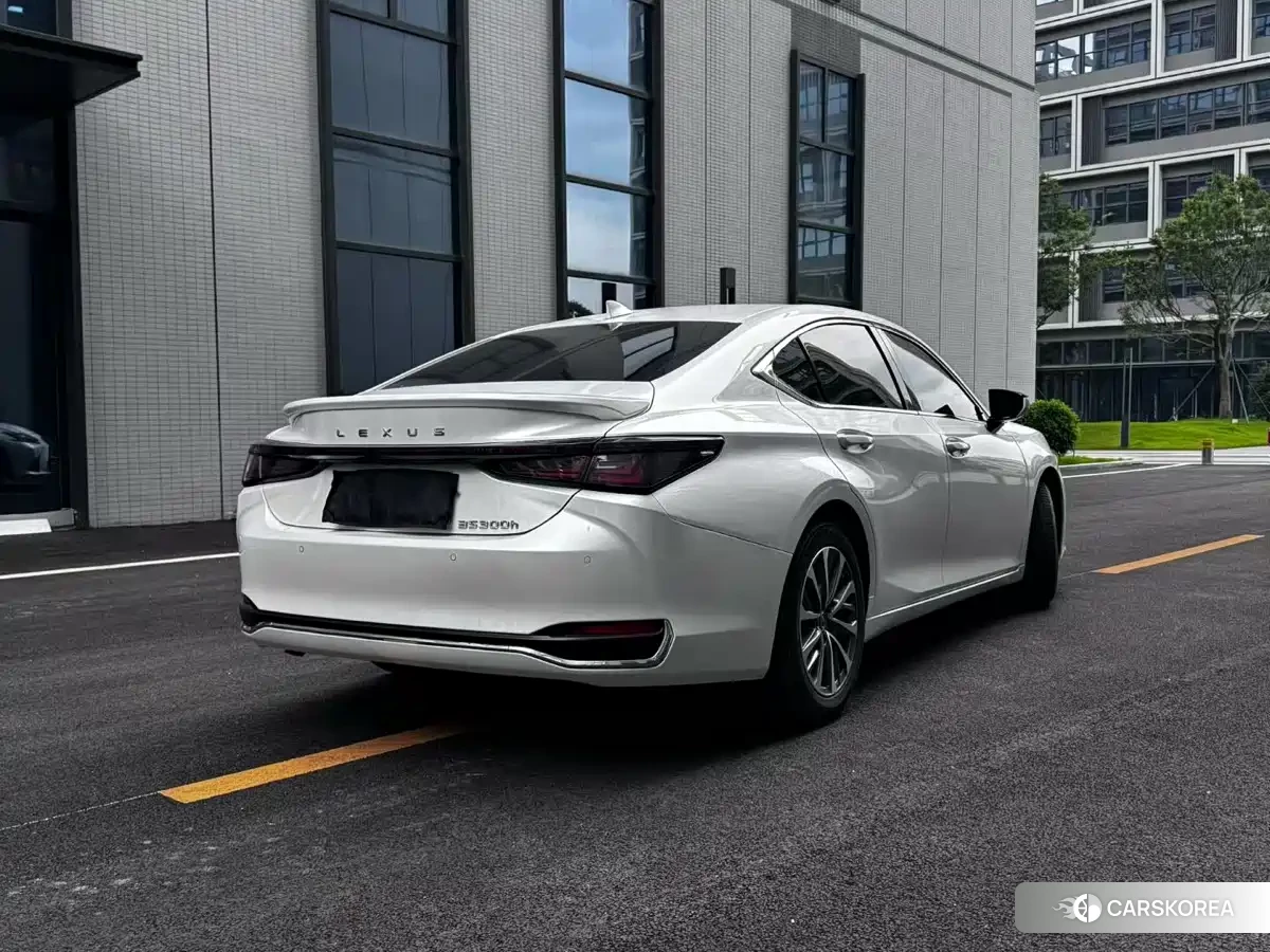 Lexus ES id 4539009 из Китая 8