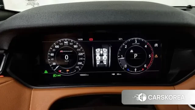 Land Rover Range Rover Velar id 3055699 из Кореи 18