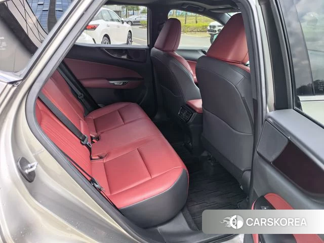 Lexus NX id 4274534 из Китая 10