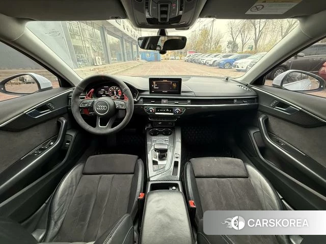 Audi A4L id 3927110 из Китая 8