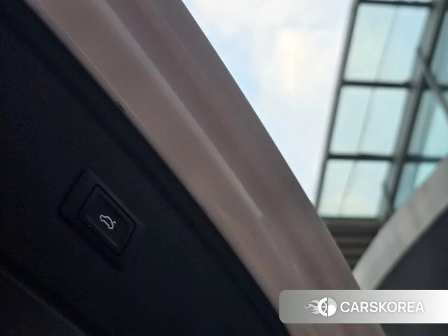 Audi Q5L id 4259591 из Китая 18