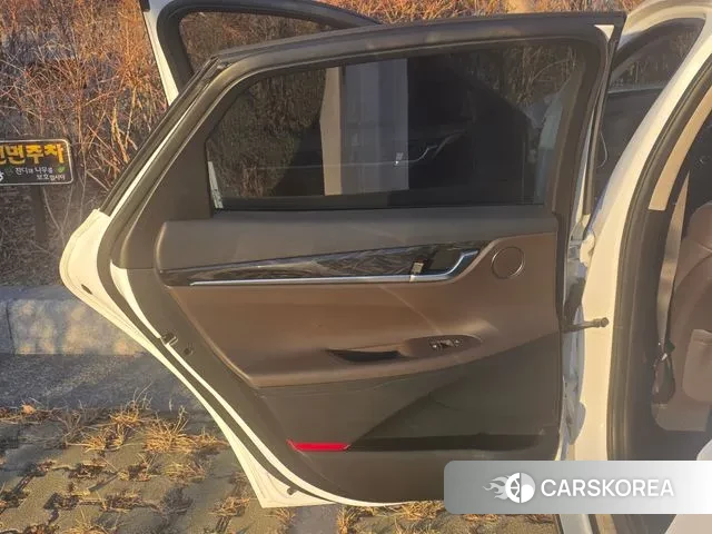 Hyundai Grandeur IG id 3677071 из Кореи 18