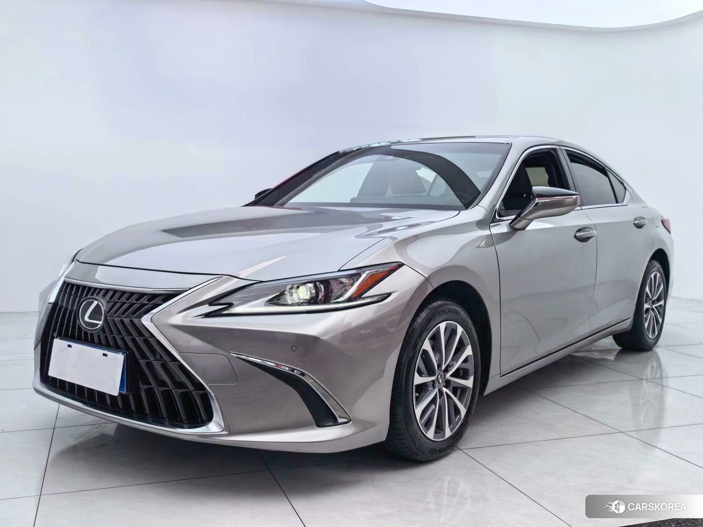 Lexus ES id 4461505 из Китая 19