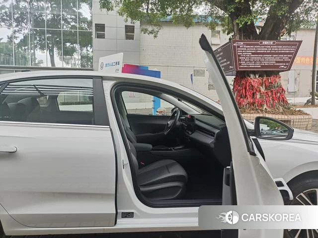 Volkswagen Lavida id 4264179 из Китая 11