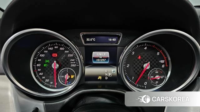 Mercedes-Benz GLE - Class W166 id 4633275 из Кореи 31