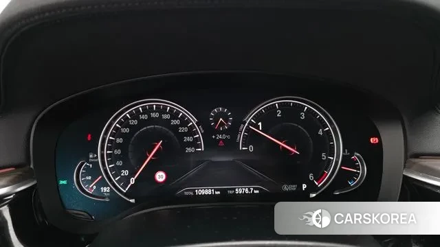 BMW 5 Series (G30) id 3004843 из Кореи 18