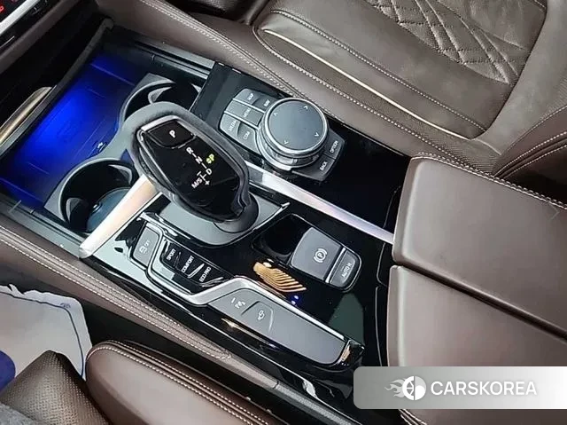 BMW 5 Series (G30) id 3484774 из Кореи 18