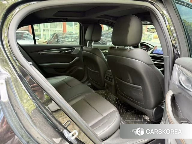 Cadillac CT5 id 4242265 из Китая 12