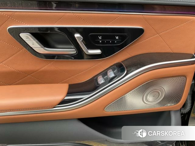 Mercedes-Benz S-class id 4256706 из Китая 22