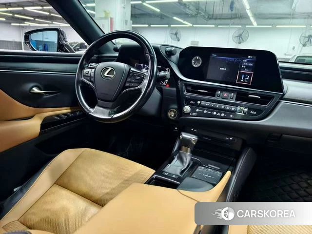 Lexus ES id 4321290 из Китая 20