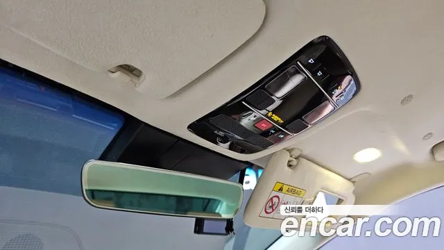 Hyundai Grandeur (GN7) id 2560080 из Кореи 18