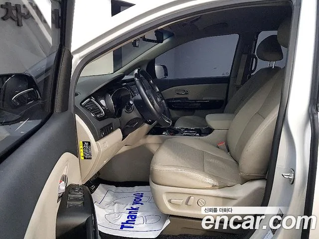 Kia The New Carnival id 2692359 из Кореи 18