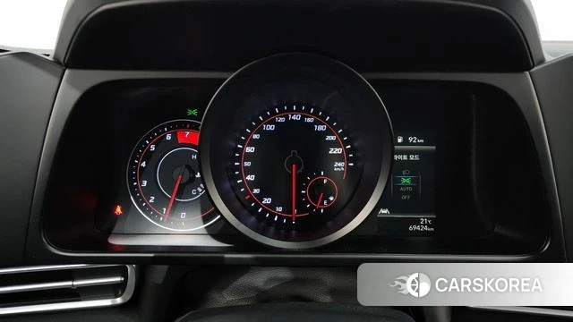 Hyundai Avante (CN7) id 3936198 из Кореи 18