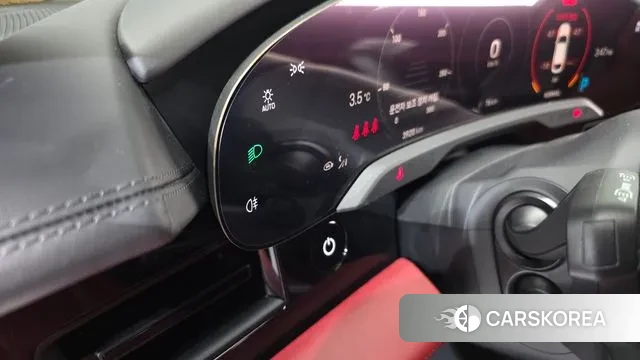 Porsche Taycan id 3620756 из Кореи 18