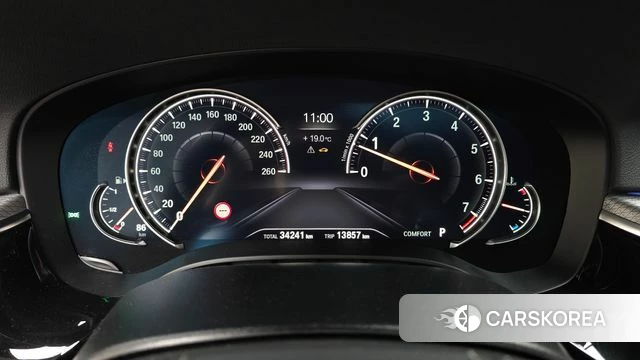 BMW 5 Series (G30) id 3966550 из Кореи 18