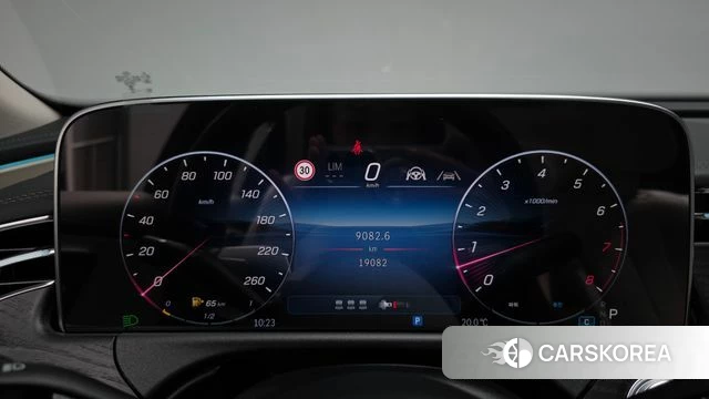 Mercedes-Benz E-Class W214 id 4853801 из Кореи 35