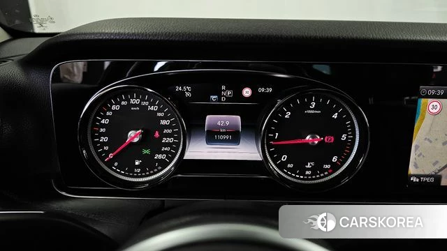 Mercedes-Benz E-Class W213 id 4907540 из Кореи 18
