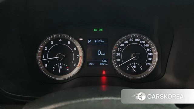 Hyundai Venue id 4906682 из Кореи 28