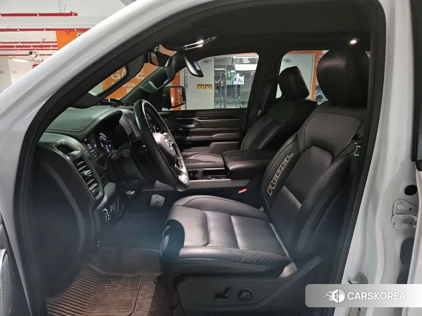 Dodge Lampicup id 1725631 из Кореи 17