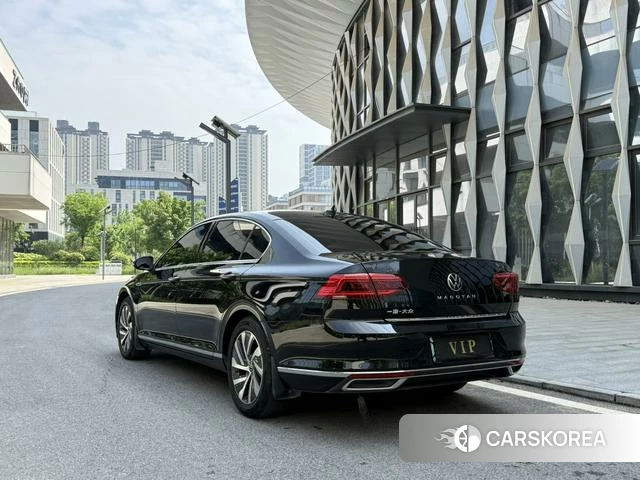 Volkswagen Magotan PHEV id 4329116 из Китая 10