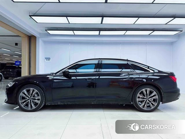 Audi A6L id 4299639 из Китая 8