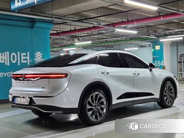 Toyota Crown Crossover id 3644740 из Кореи 18