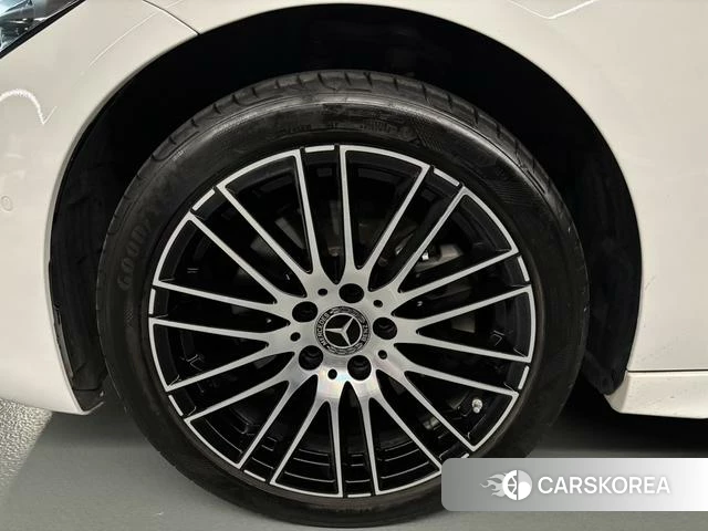 Mercedes-Benz Class C id 4353746 из Китая 16
