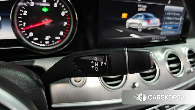 Mercedes-Benz E-Class W213 id 3893889 из Кореи 18