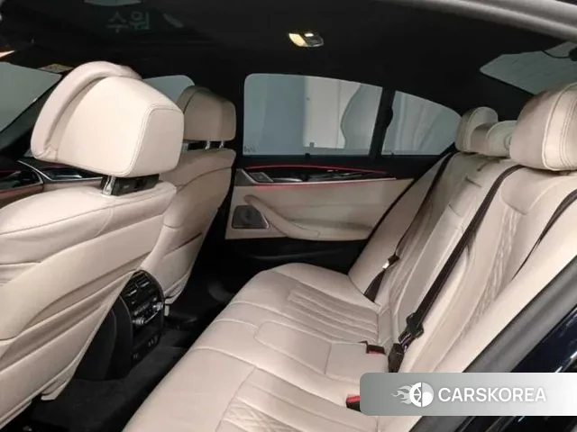 BMW 5 Series (G30) id 3577636 из Кореи 18