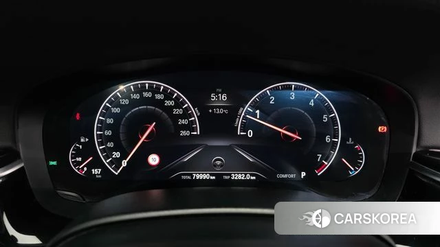 BMW 5 Series (G30) id 3905424 из Кореи 18