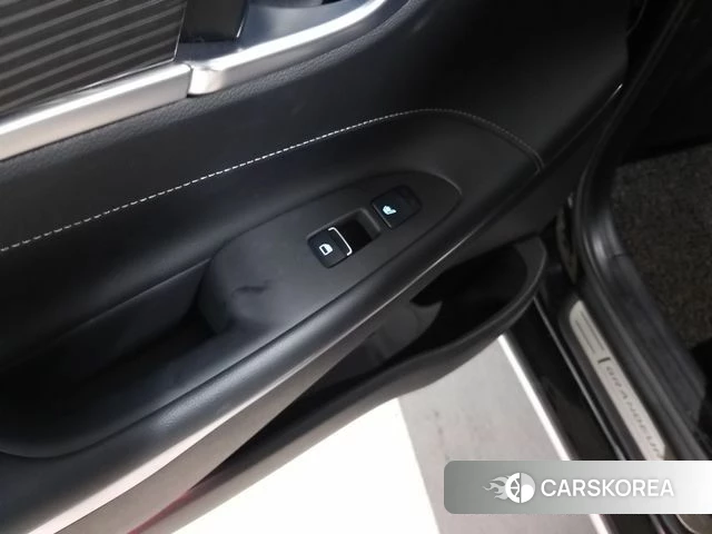 Hyundai Grandeur IG Hybrid id 4502645 из Кореи 16