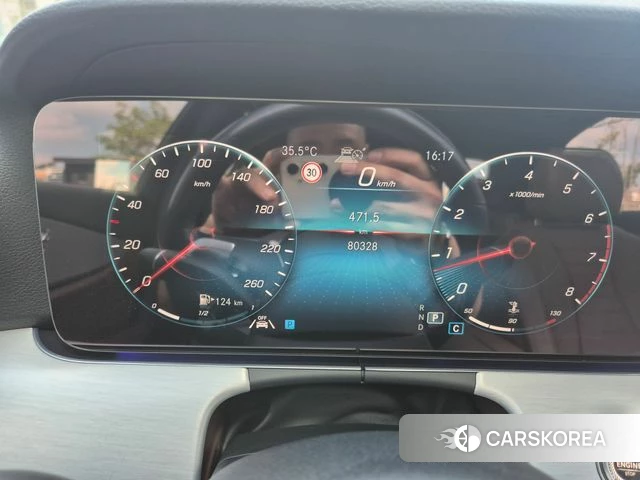 Mercedes-Benz E-Class W213 id 4657324 из Кореи 9