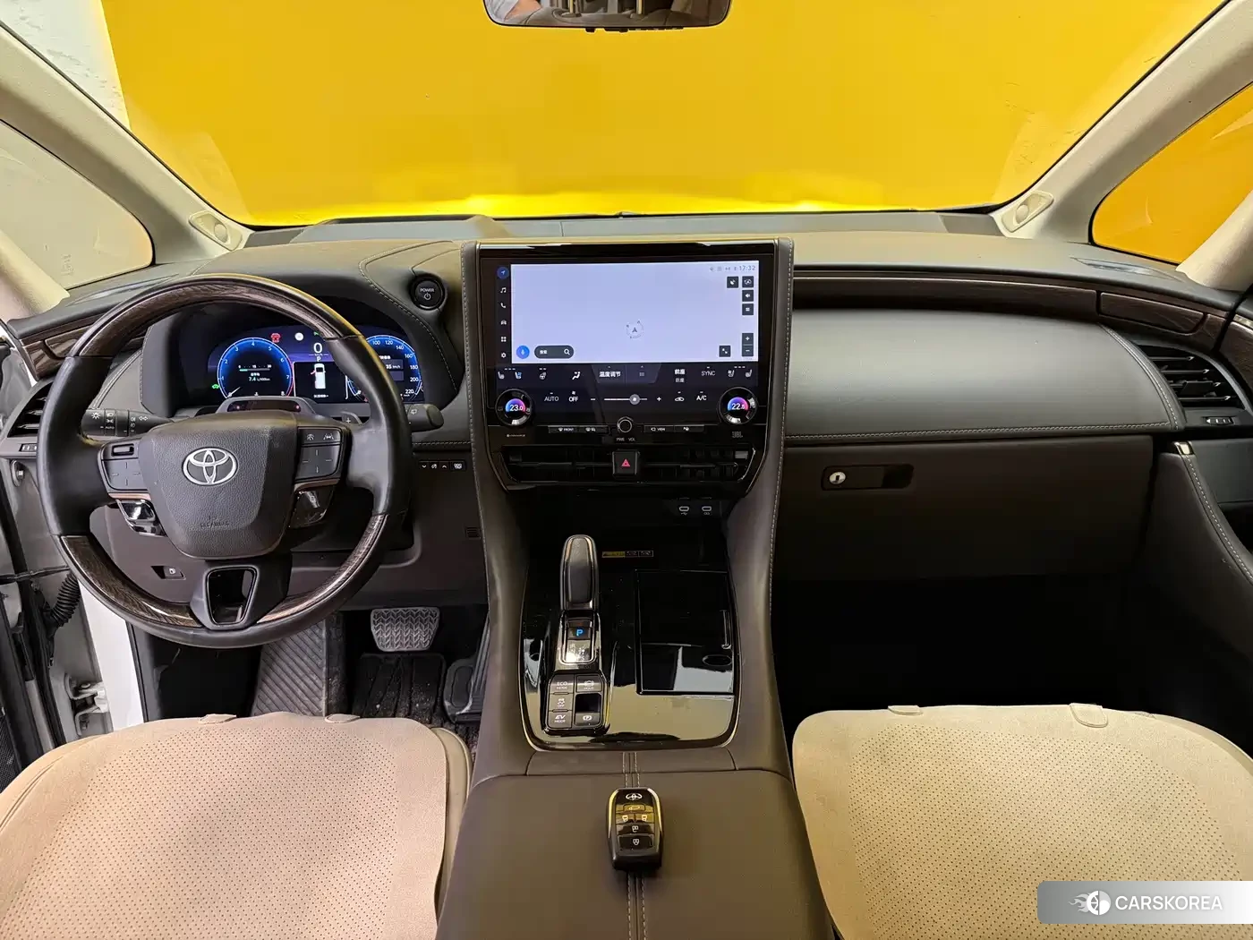 Toyota Elfa id 4622592 из Китая 23
