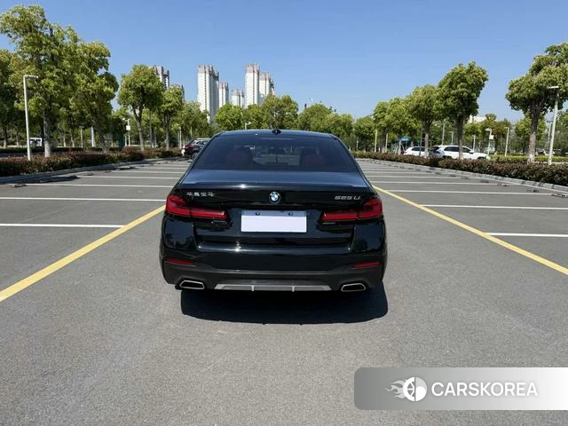 BMW 5 series id 4297618 из Китая 9