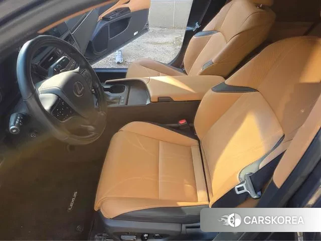 Lexus ES300h 7th generation id 3615109 из Кореи 9