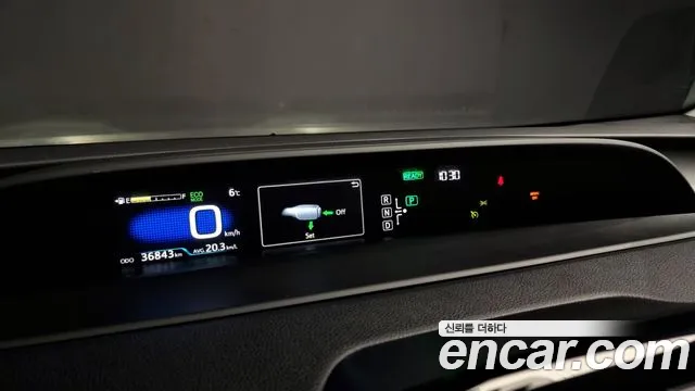 Toyota Prius 4th Generation id 2455047 из Кореи 18