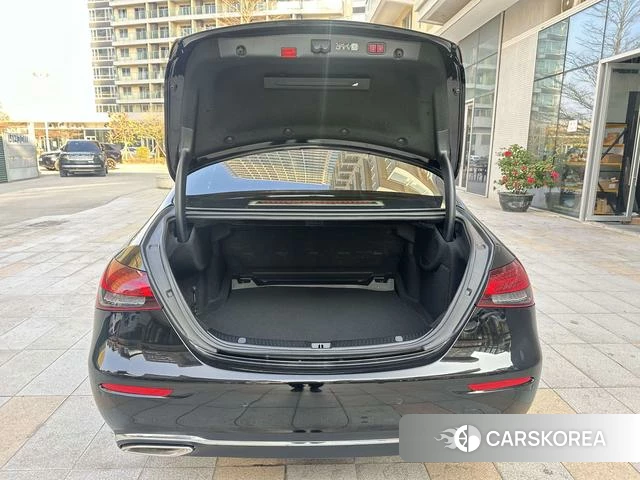 Mercedes-Benz E-class id 4274221 из Китая 26