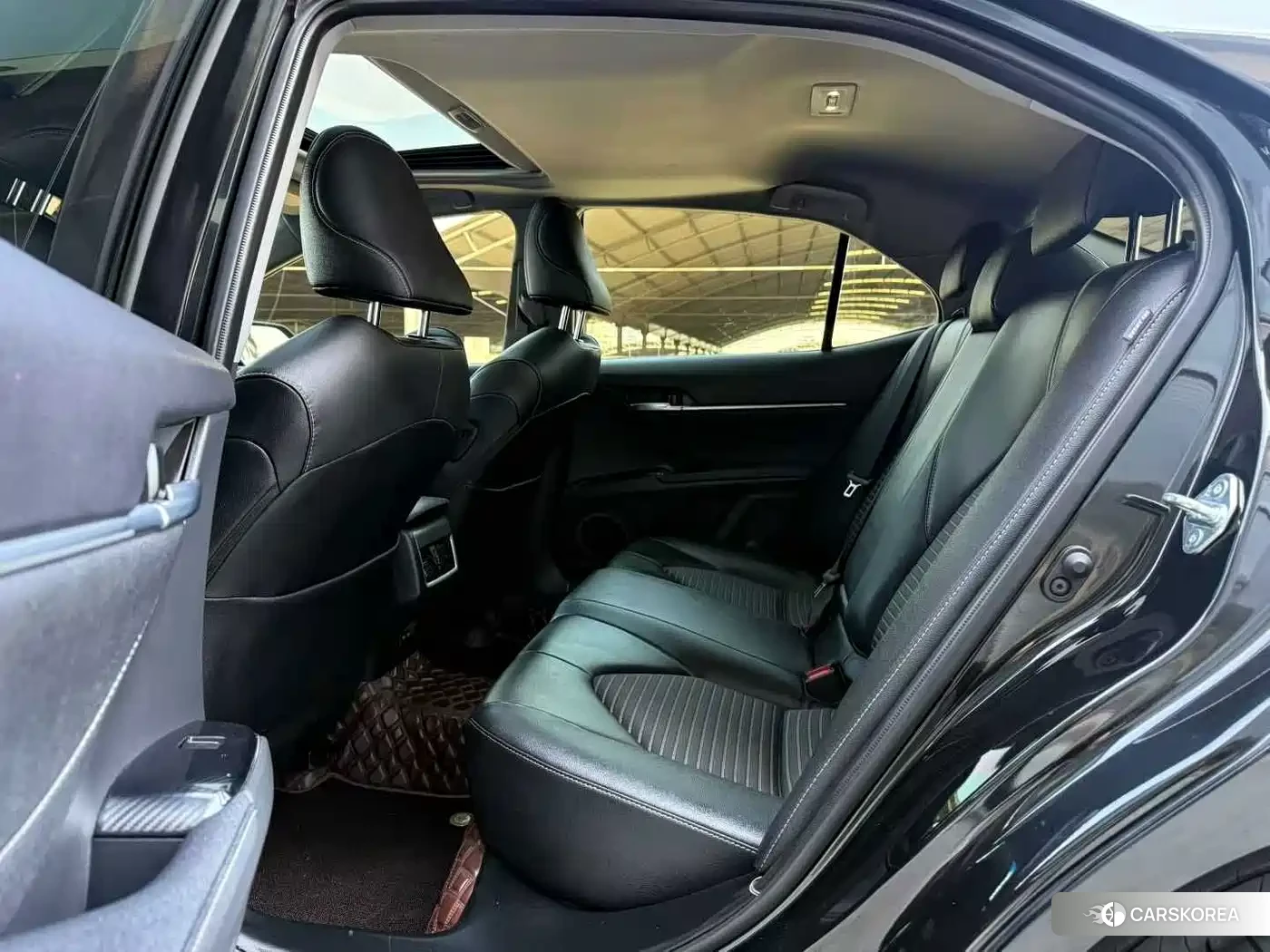 Toyota Camry id 4653946 из Китая 8